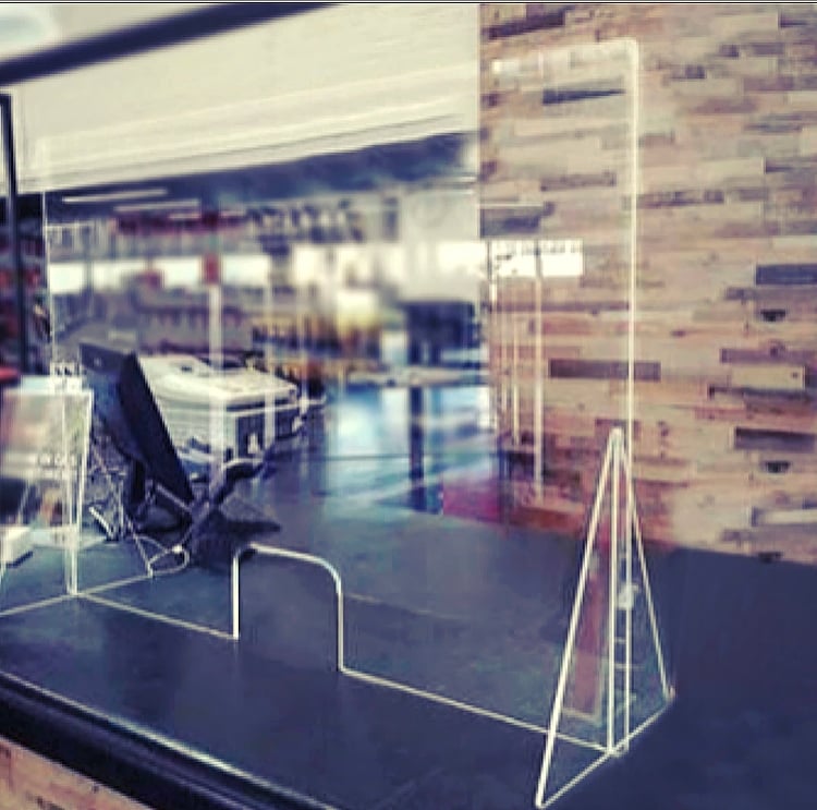 picture of a sneeze guard